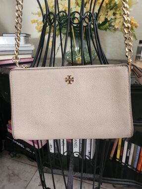 Tory Burch Kira Pebbled Leather Wallet Crossbody